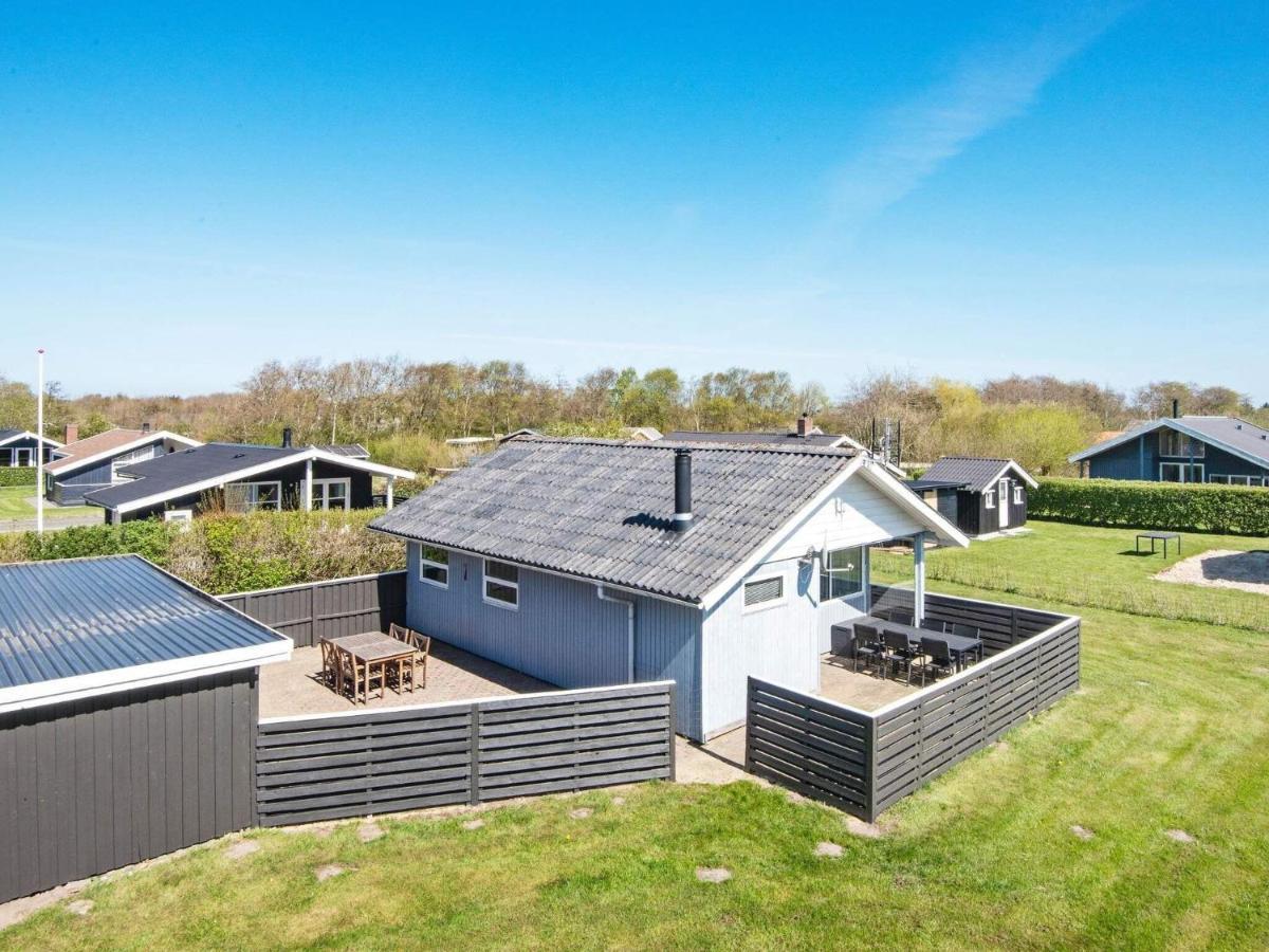 4 Person Holiday Home In Hemmet Exterior photo